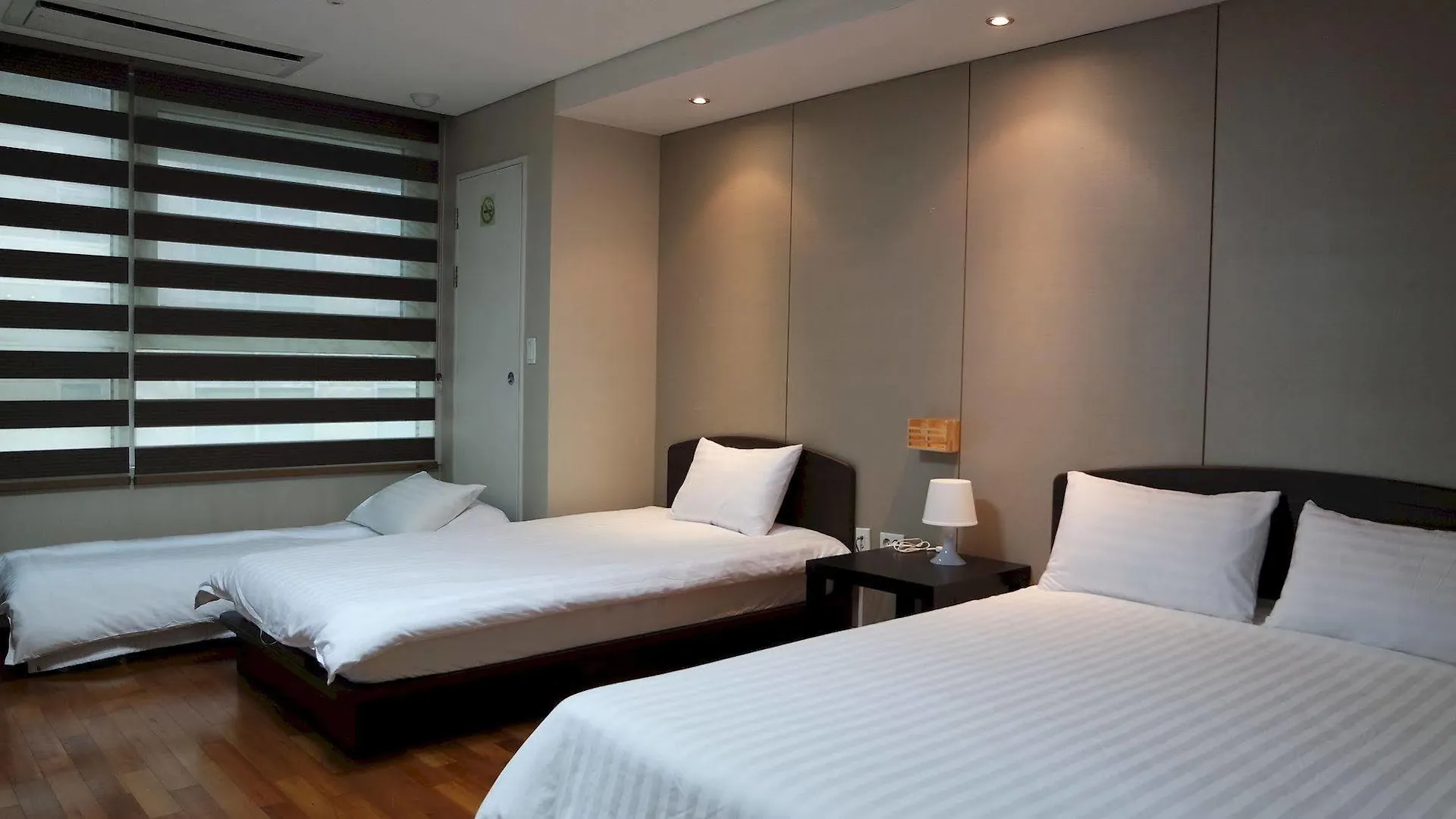 Hostel Coco Seul 0*,  Güney Kore